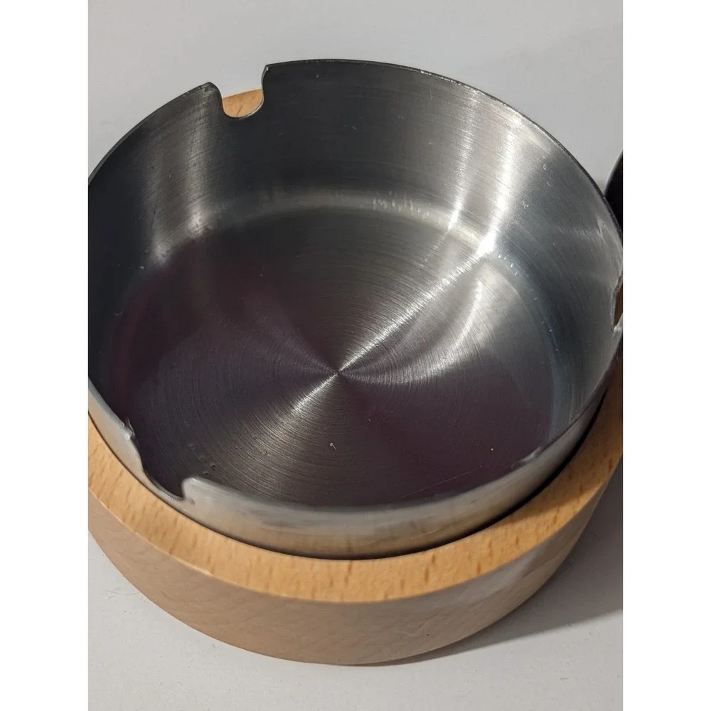 Two-Tone Wooden Magnetic Ashtray with Removable Stainless Steel Liner & Lid